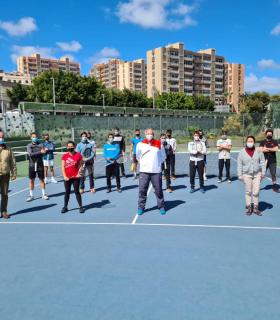 El Registro Profesional de Tenis imparte en el Complejo Deportivo de Tenerife sus cursos para monitores y entrenadores · foto 1