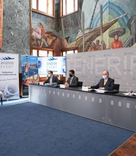 Tenerife reunirá en junio a 200 expertos en aviación y turismo en el Aviation-Event · foto 1