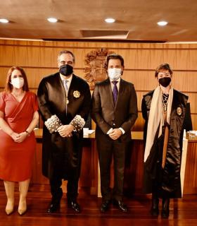José Manuel Niederleytner toma posesión como decano del Colegio de Abogados de Santa Cruz de Tenerife junto a su nueva Junta de Gobierno · foto 2