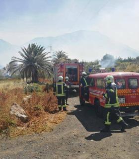 Controlado el incendio de Bajamar tras cinco horas de duro trabajo · foto 9