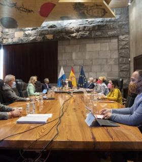 El Gobierno de Canarias autoriza la contratación de personal laboral temporal para necesidades urgentes en centros educativos · foto 2