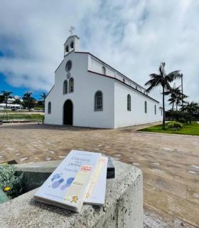 El Sauzal realiza su tradicional “Suelta de Libros” · foto 1