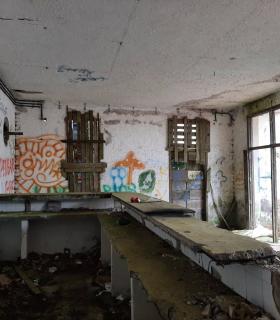 El Cabildo urge a Santa Cruz de Tenerife a tomar medidas en las ruinas del edificio del Pico del Inglés · foto 2