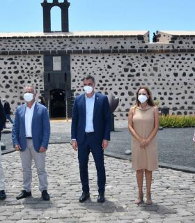 Los presidentes Ángel Víctor Torres y Pedro Sánchez  se reúnen en Lanzarote para analizar distintas cuestiones de la agenda de Canarias con el Estado · foto 7