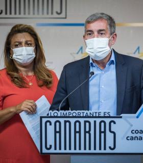 Clavijo advierte a Sánchez que su silencio ante el drama migratorio es un “insulto a Canarias” · foto 2