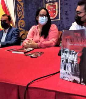 Tacoronte: María Soledad Otero Herrera presenta en la Casa de la Cultura “Bala Roja”, su primera obra literaria · foto 3