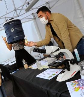 La XVIII Feria de la Ciencia y el VII el Paseo Canino, animaron este domingo el centro de La Orotava · foto 27