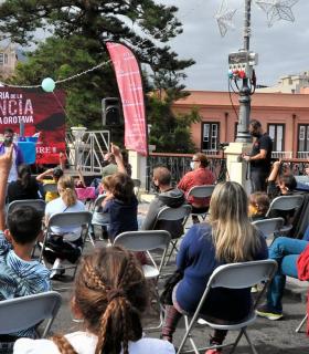 La XVIII Feria de la Ciencia y el VII el Paseo Canino, animaron este domingo el centro de La Orotava · foto 6