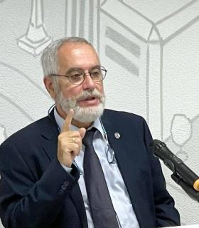 Óscar Izquierdo reelegido presidente de FEPECO por unanimidad · foto 1