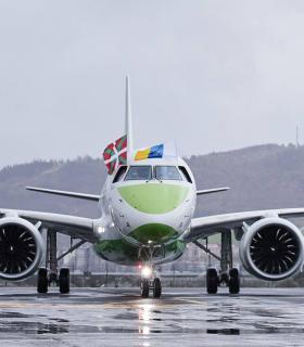 Binter inaugura nuevos vuelos directos a San Sebastián y A Coruña · foto 2