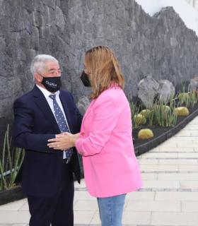 La CEL evalúa el proceso de recuperación económico de la Isla junto al Gobierno de Canarias · foto 2