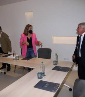 La CEL evalúa el proceso de recuperación económico de la Isla junto al Gobierno de Canarias · foto 1