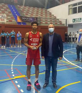 Granadilla de Abona: el Manresa y el Stella Azzurra, primero y segundo puesto en el Torneo Internacional de Baloncesto Junior · foto 2
