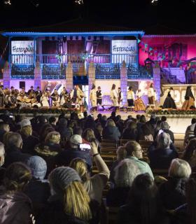 Marta García López y María Pérez González, Romeras de las Fiestas de San Marcos · foto 2
