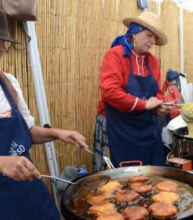 Santa María de Guía: la Fiesta del Queso de Montaña Alta volvió a celebrarse tras dos años, en su 45 aniversario, con miles de visitantes de toda Gran Canaria · foto 6