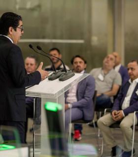 Cabildo de Tenerife y Aena acuerdan el nuevo proyecto para el aeropuerto Tenerife Sur · foto 1