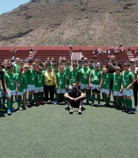 El Rosario: jornada de convivencia en La Gomera para cerrar la primera temporada de la Escuela Municipal de Fútbol · foto 3