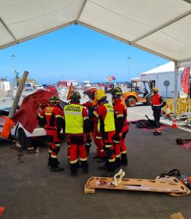 Bomberos de Tenerife, mejor equipo de Canarias en el Encuentro Nacional de Rescate en Accidentes de Tráfico · foto 4