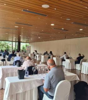 El XXXV Concurso Regional de Vinos Alhóndiga 2022 ha contado con 120 muestras de toda Canarias para la fase de catas de entrega, en el histórico edificio de la Alhóndiga, considerado la catedral del vino de las islas y lugar de origen de esta experien · foto 2