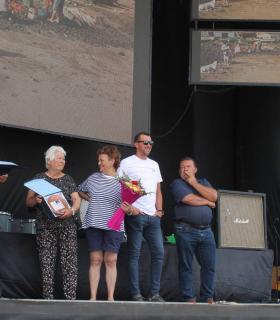 Antigua: Homenaje a las mujeres del mar y brindis popular · foto 4