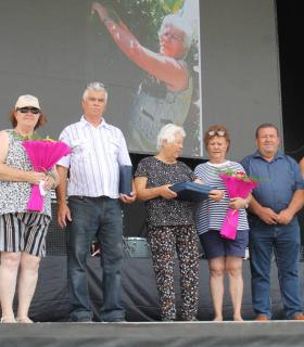 Antigua: Homenaje a las mujeres del mar y brindis popular · foto 3