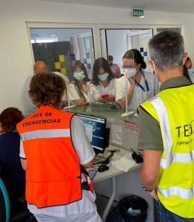 Bomberos de Tenerife participa en el simulacro de un incendio en el Hospital del Sur · foto 4