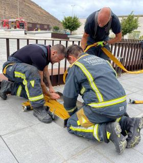 Bomberos de Tenerife participa en el simulacro de un incendio en el Hospital del Sur · foto 1