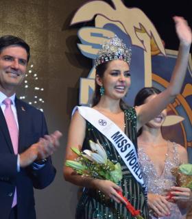Corina Mzrazek y José Carlos Rodríguez elegidos Miss Mundo Tenerife y Mister Internacional Tenerife 2022 · foto 2