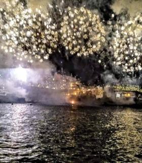 Santiago del Teide: el cielo de Puerto de Santiago se iluminará hoy con más de 1.000 kilos de material pirotécnico · foto 1
