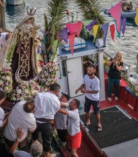 Candelaria: la Virgen del Carmen se vuelve a hacer a la mar dos años después de la última embarcación · foto 3