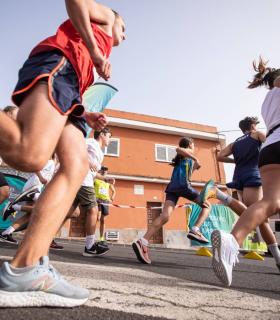 Jairo Paule y Patricia Domínguez ganan la VIII Carrera popular de La Esperanza · foto 2