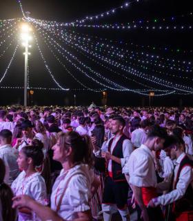 Candelaria: más de 4.000 personas se citan en el Baile de Magos y Pescadores · foto 1