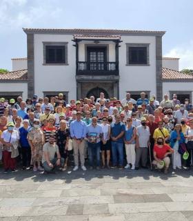 El Rosario: las fiestas de La Esperanza finalizan con una visita guiada a Santiago del Teide para 150 mayores. · foto 4