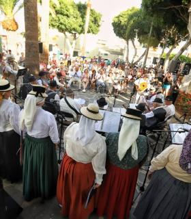 Candelaria y Teror celebran a la Patrona de Canarias a través del folklore · foto 2