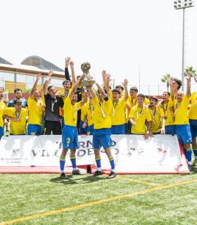 La UD Las Palmas se proclama campeón del Torneo Juvenil Villa de Adeje · foto 12