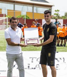 La UD Las Palmas se proclama campeón del Torneo Juvenil Villa de Adeje · foto 6
