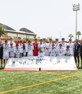 La UD Las Palmas se proclama campeón del Torneo Juvenil Villa de Adeje · foto 11