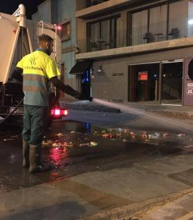 El Ayuntamiento de Telde agradece el civismo de la ciudadanía y el trabajo del dispositivo de seguridad durante el espectáculo pirotécnico en Melenara · foto 3