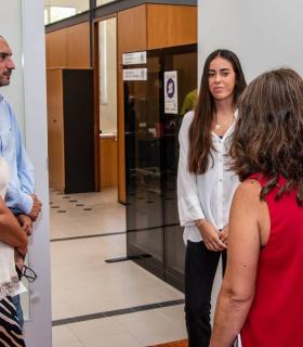 ULPGC: El Rector recibe a Paula e Isabel Laiseca, alumnas de la ULPGC y campeonas del mundo de la clase 29er de regata · foto 4