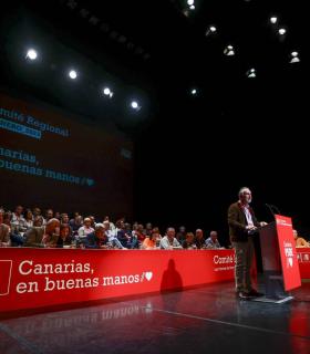 Angel Victor Torres: "los canarios y canarias saben que están en buenas manos con el PSOE en el gobierno” · foto 3