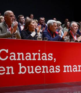 Angel Victor Torres: "los canarios y canarias saben que están en buenas manos con el PSOE en el gobierno” · foto 6