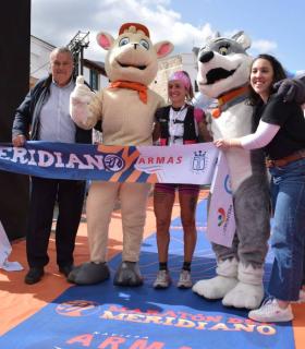 Vuelve el calor herreño a acompañar a los 1170 corredores de XV edición de Maratón del Meridiano Naviera Armas · foto 3