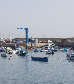 Más de 300.000 euros para la instalación de pantalanes en el Muelle Pesquero · foto 2