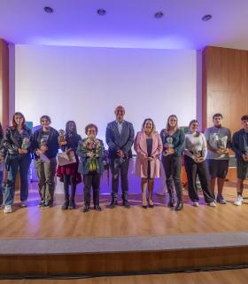 Juventud entrega los premios del IV Certamen Literario Isabel Medina · foto 2