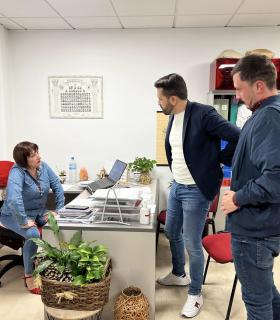 Domínguez plantea crear un plan municipal de pymes y emprendimiento para La Laguna · foto 2