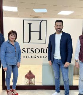 Domínguez plantea crear un plan municipal de pymes y emprendimiento para La Laguna · foto 3