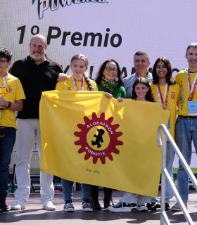 Aldeatrón Robotix y Skynet II, ganadores de la XI edición de la First Lego League Canarias · foto 2