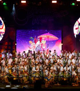 El Encuentro de Murgas de Tenerife hace vibrar el recinto del Carnaval Internacional de Los Cristianos 2023 · foto 5