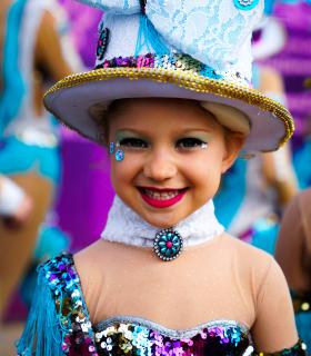 El Encuentro de Murgas de Tenerife hace vibrar el recinto del Carnaval Internacional de Los Cristianos 2023 · foto 10
