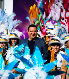 El Encuentro de Murgas de Tenerife hace vibrar el recinto del Carnaval Internacional de Los Cristianos 2023 · foto 9